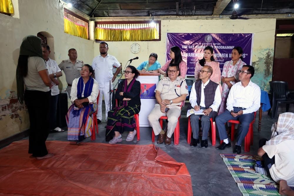 Legal awareness, yoga and meditation for women inmates — photo 10