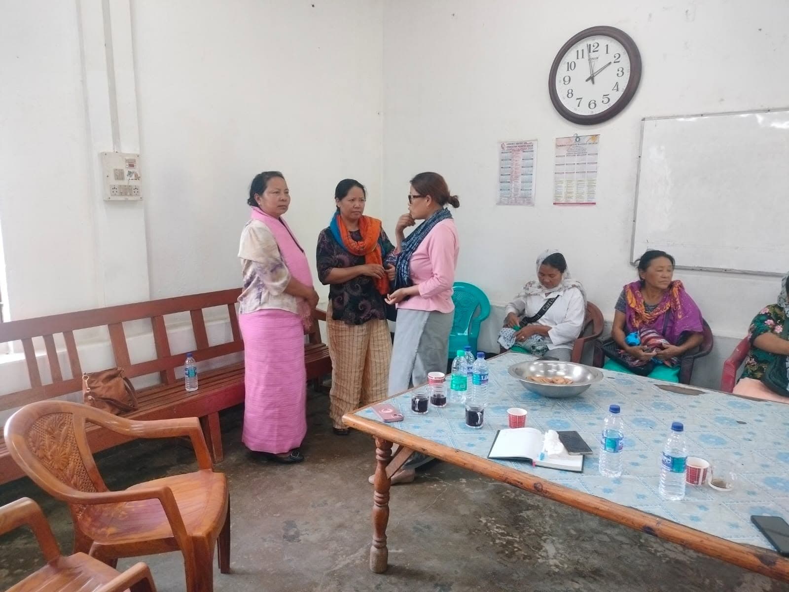 Visit to Makhan Village relief camp — photo 1