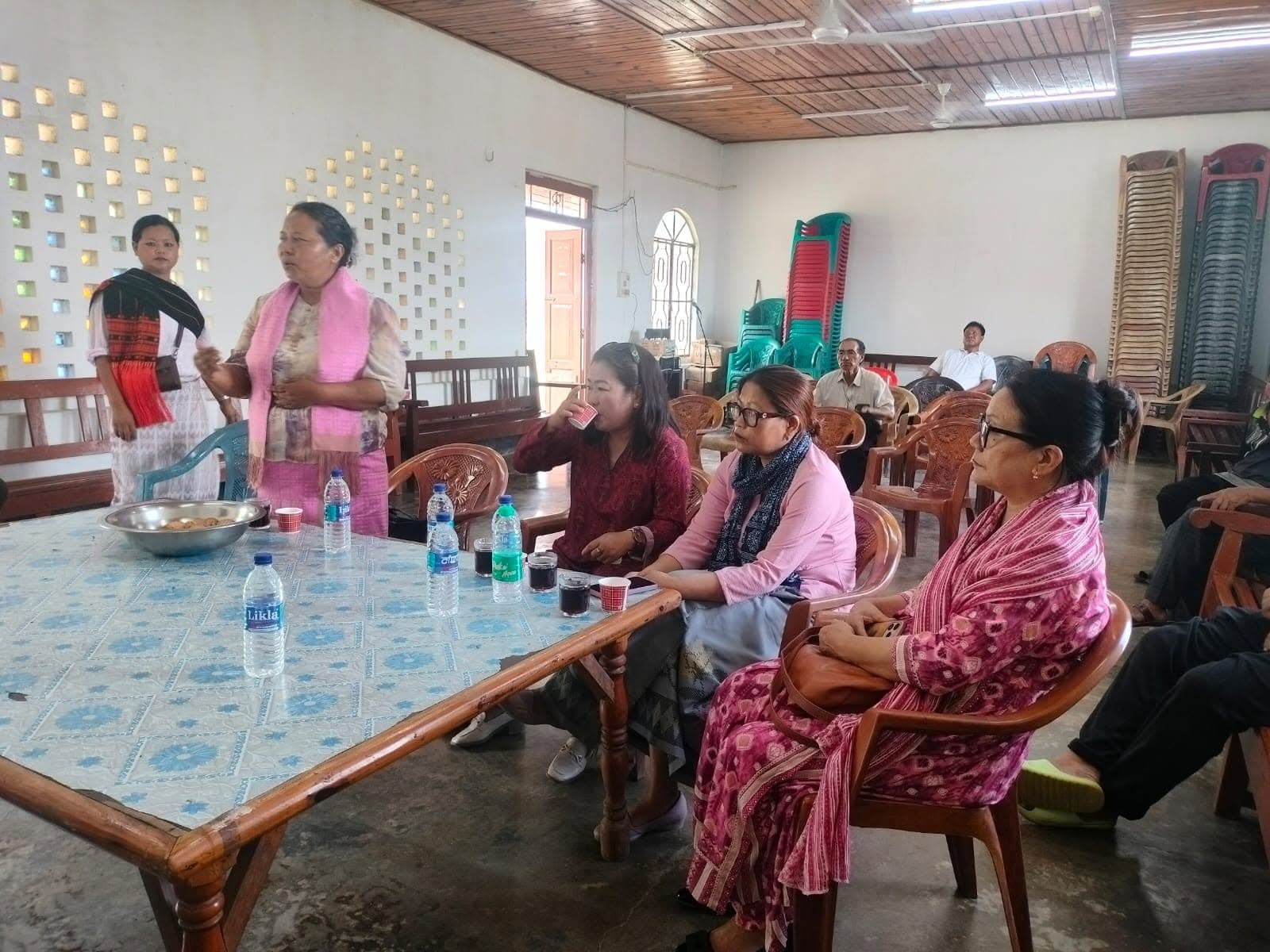 Visit to Makhan Village relief camp — photo 4